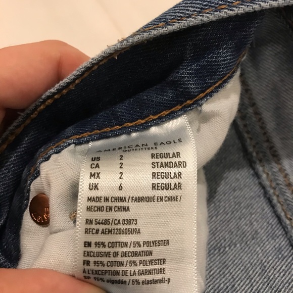American eagle mom jeans - Picture 2 of 2